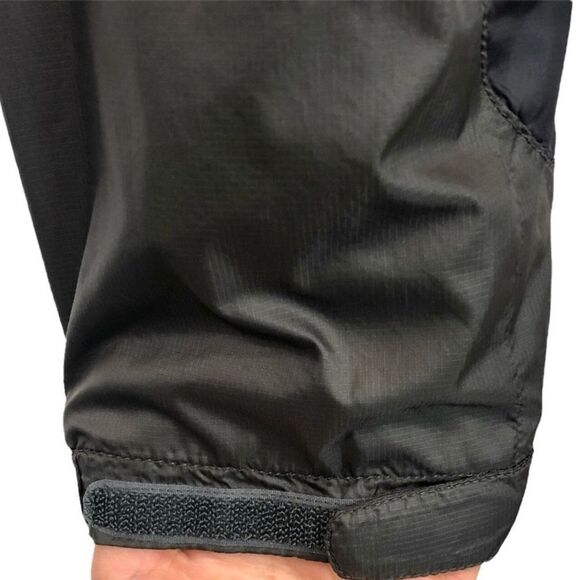 The North Face Black Lightweight Stow Pocket Jacket Coat Size Medium - Picture 11 of 12